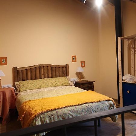 L' Abilleiru Albergue Rural Santibanez de Valdeiglesias Dış mekan fotoğraf
