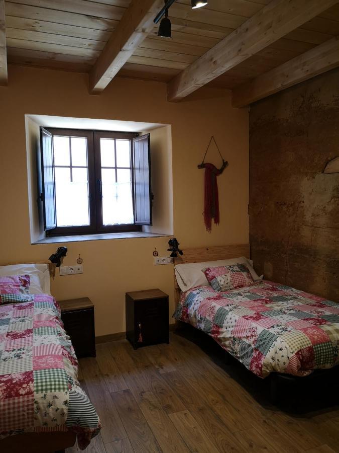 L' Abilleiru Albergue Rural Santibanez de Valdeiglesias Dış mekan fotoğraf