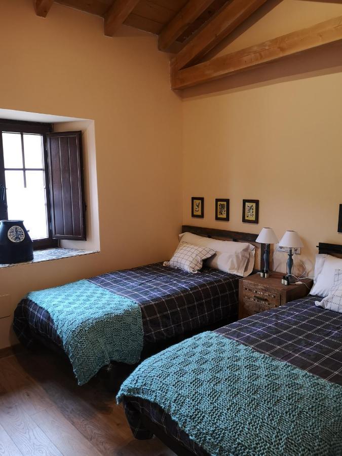 L' Abilleiru Albergue Rural Santibanez de Valdeiglesias Dış mekan fotoğraf
