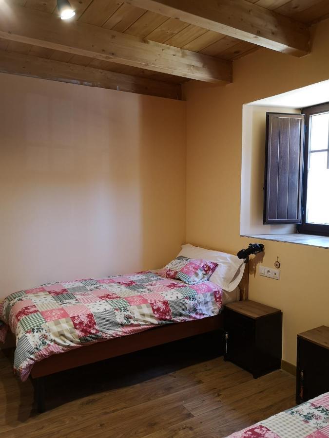 L' Abilleiru Albergue Rural Santibanez de Valdeiglesias Dış mekan fotoğraf