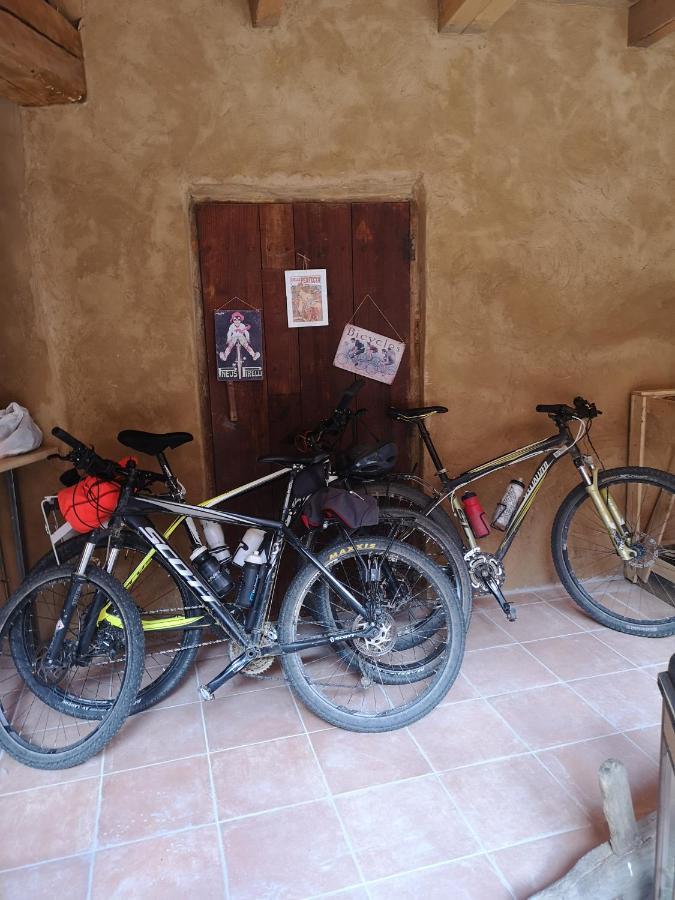 L' Abilleiru Albergue Rural Santibanez de Valdeiglesias Dış mekan fotoğraf